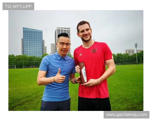 前嘉定汇龙外援科菲加盟伊尔比德